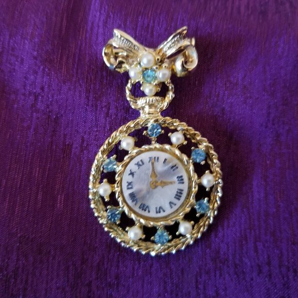 Jewelry Vintage Mother Of Pearl Dangling Clock Broochpin Poshmark